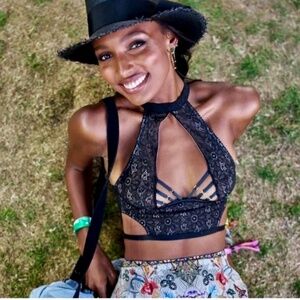 🪞 NWT VS lacey corset high neck very sexy bra top by victoria’s secret